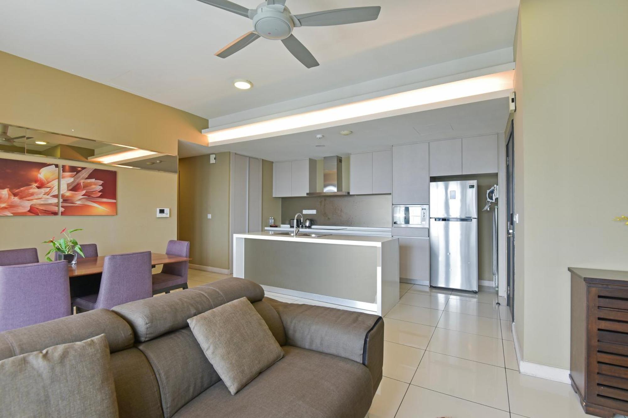 Sunday Hotel Near Petronas Twin Tower Formerly Suasana Suites Kuala Lumpur Esterno foto