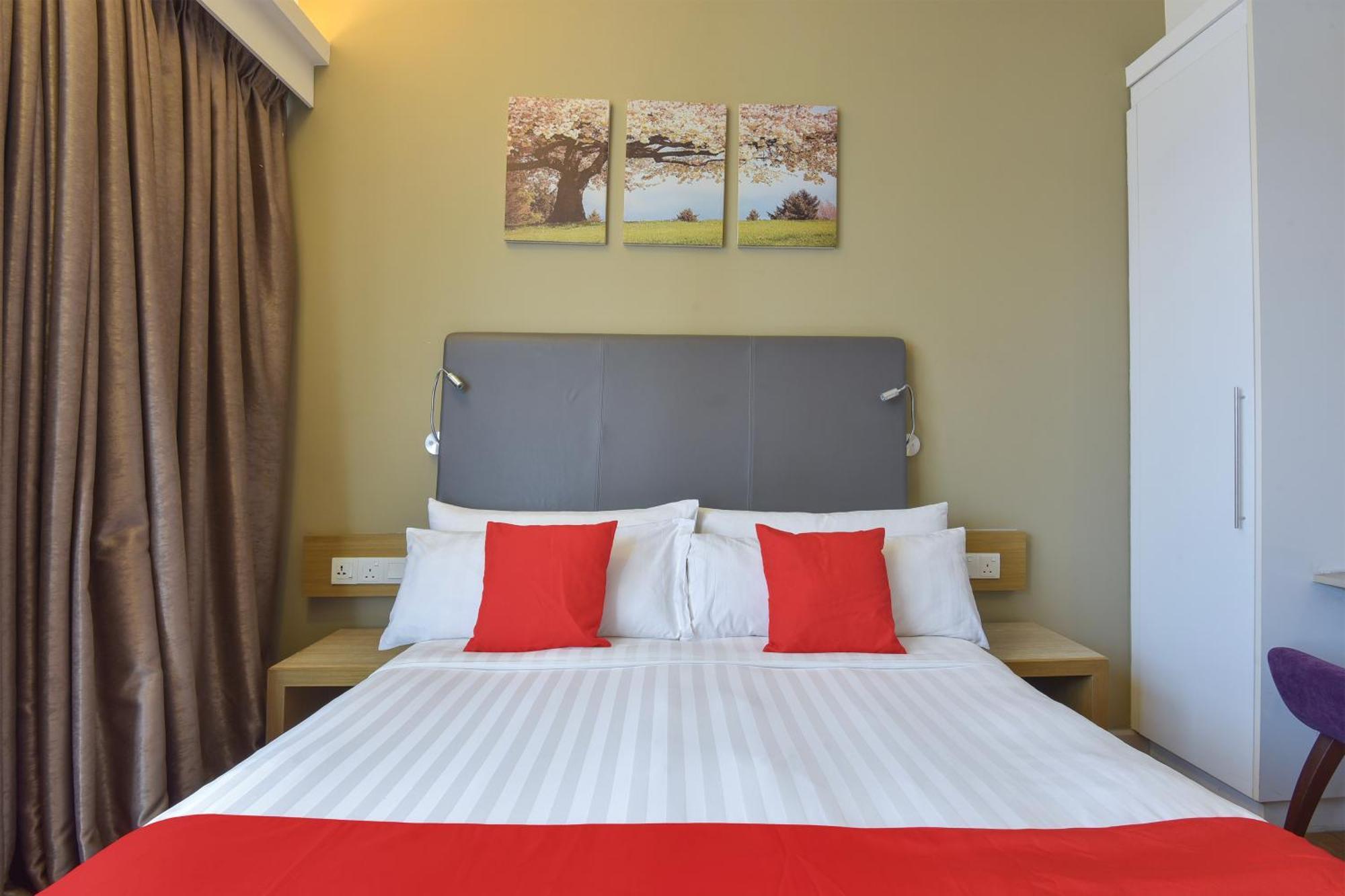 Sunday Hotel Near Petronas Twin Tower Formerly Suasana Suites Kuala Lumpur Esterno foto