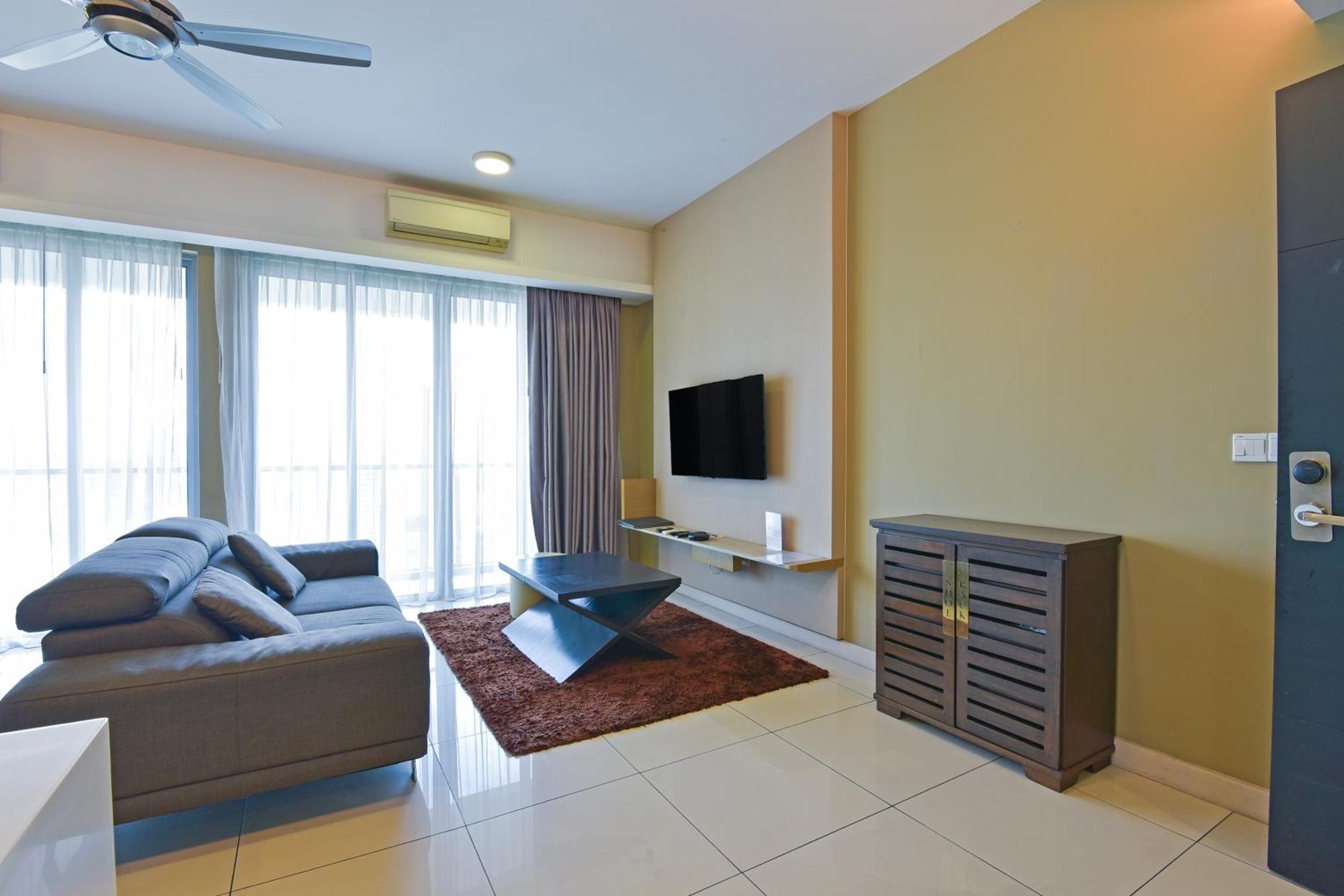 Sunday Hotel Near Petronas Twin Tower Formerly Suasana Suites Kuala Lumpur Esterno foto